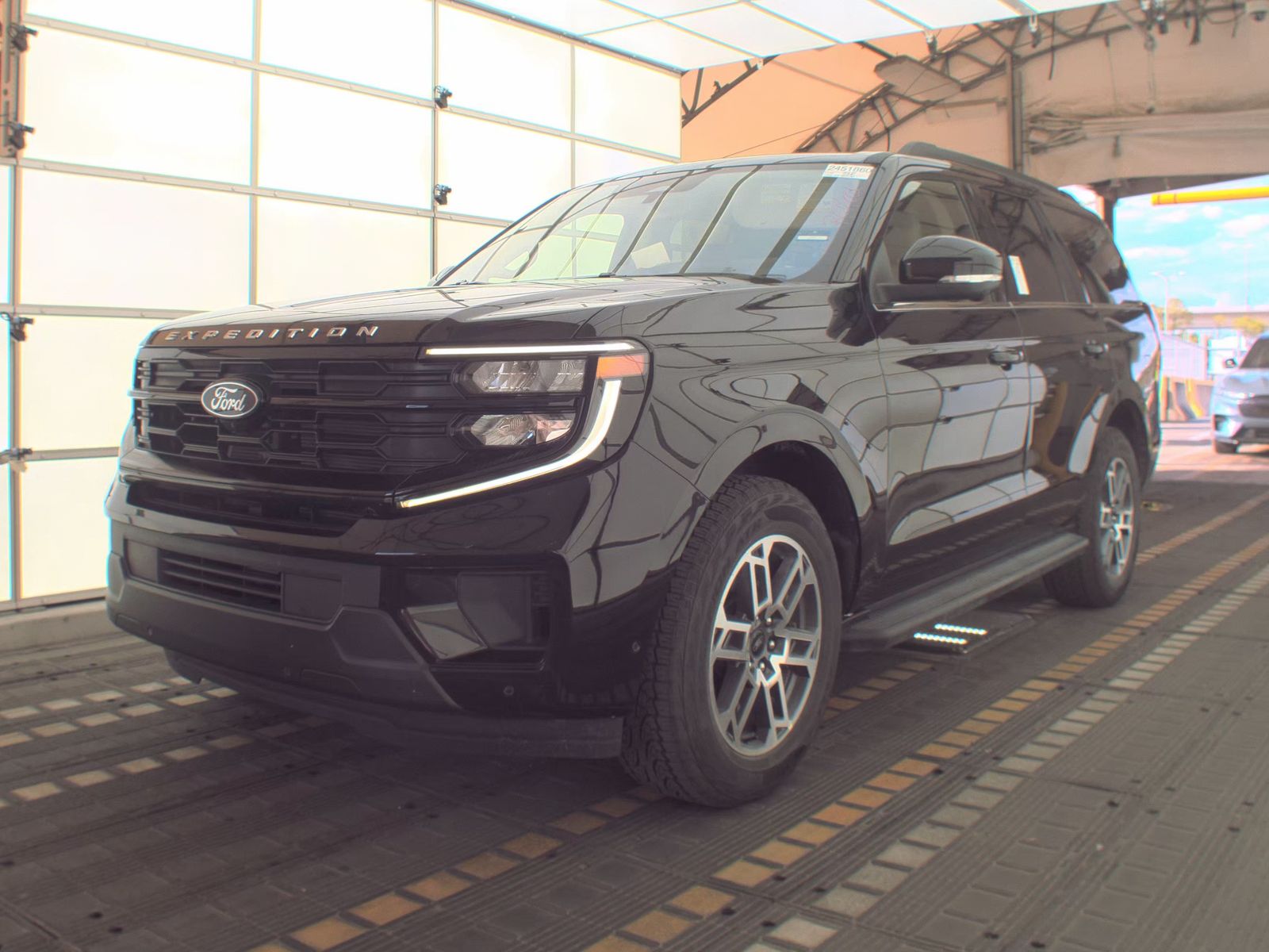 FORD EXPEDITION - 1