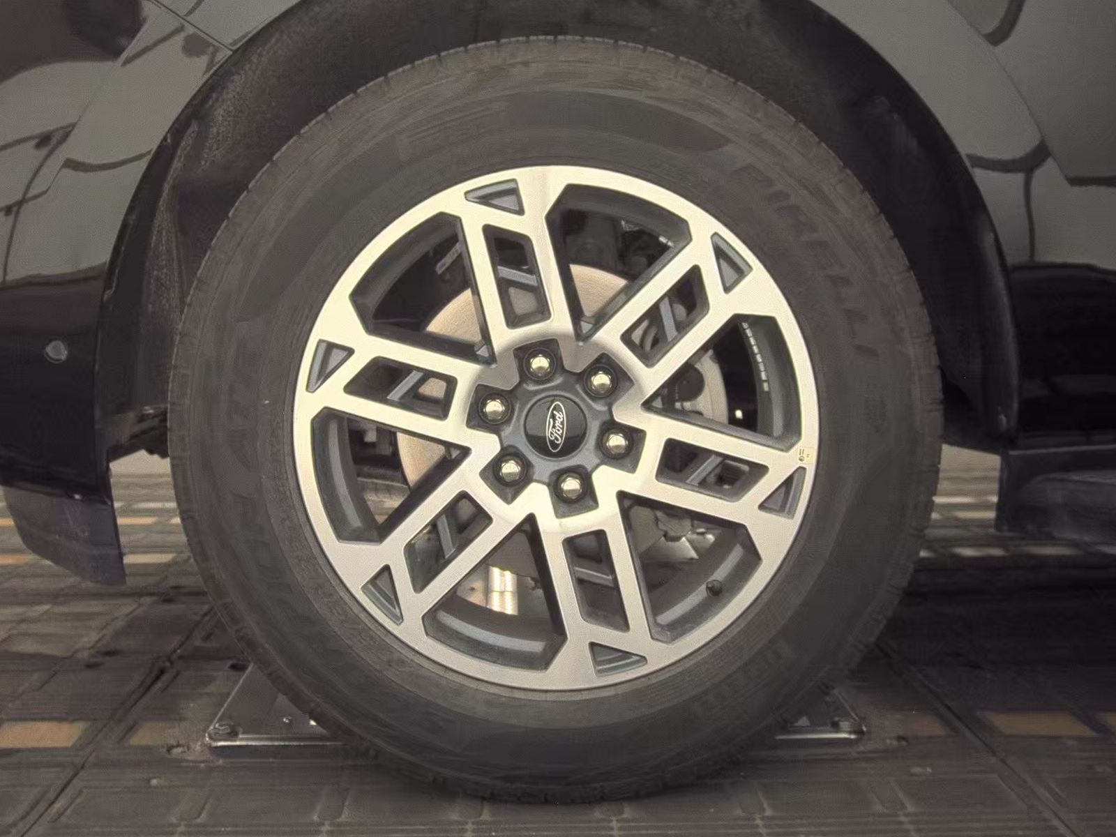 FORD EXPEDITION - 10