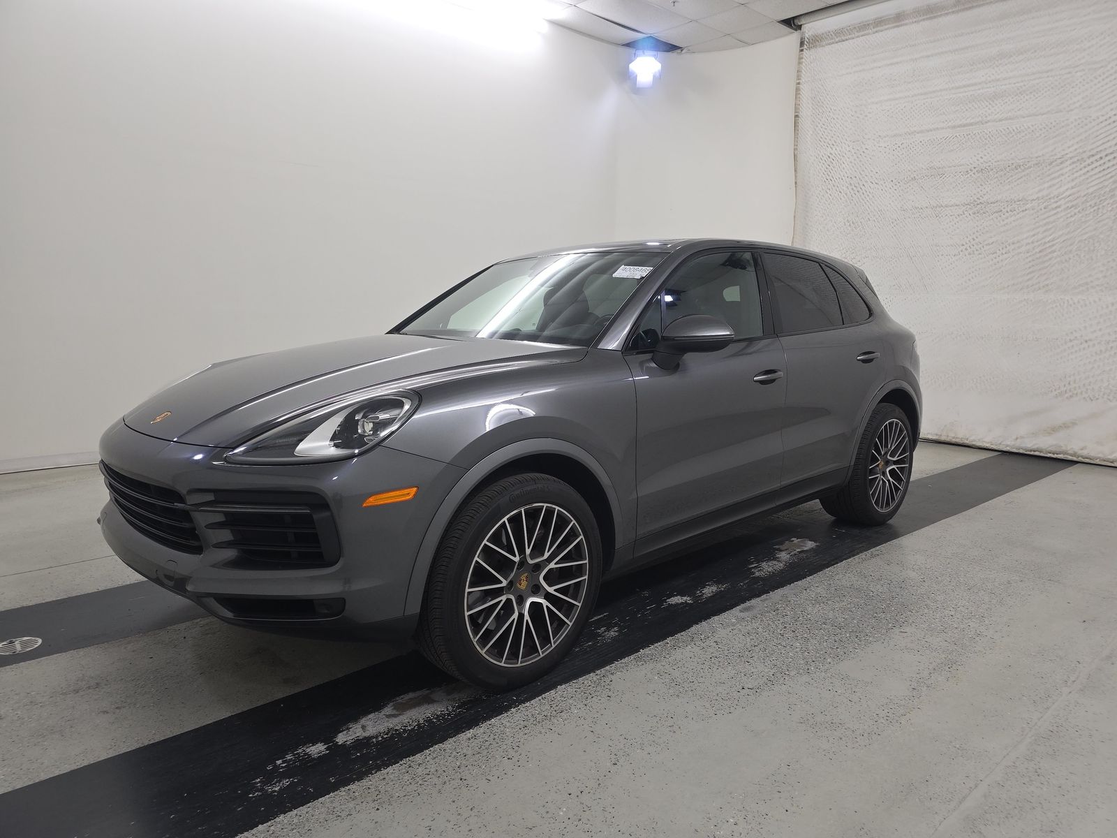 PORSCHE CAYENNE - 1