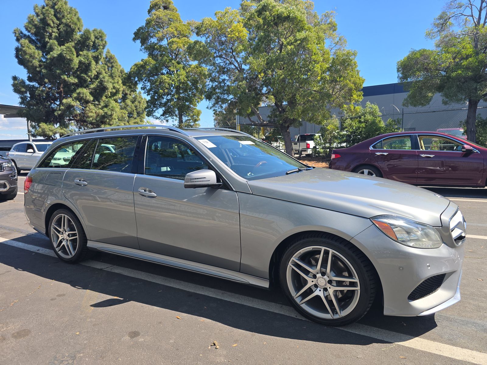 MERCEDES-BENZ E-CLASS - 4