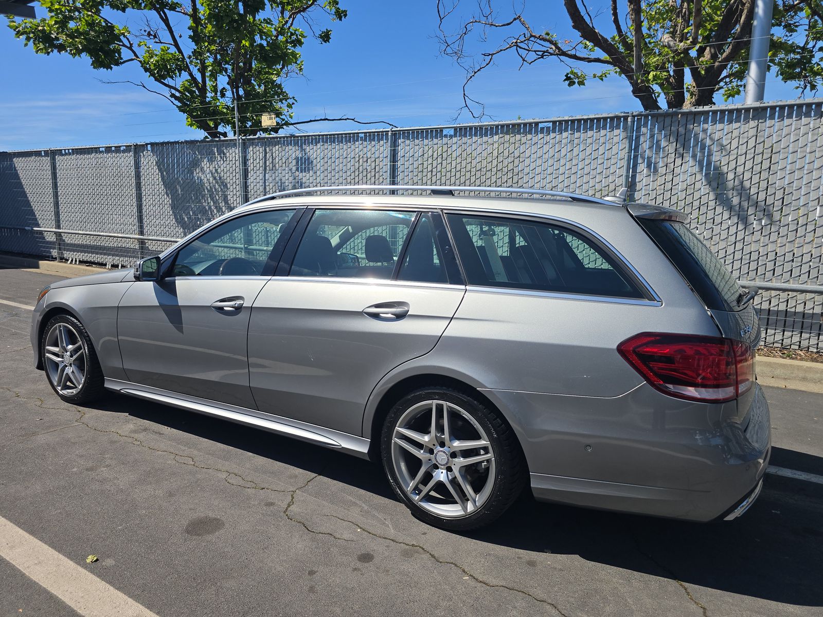 MERCEDES-BENZ E-CLASS - 7