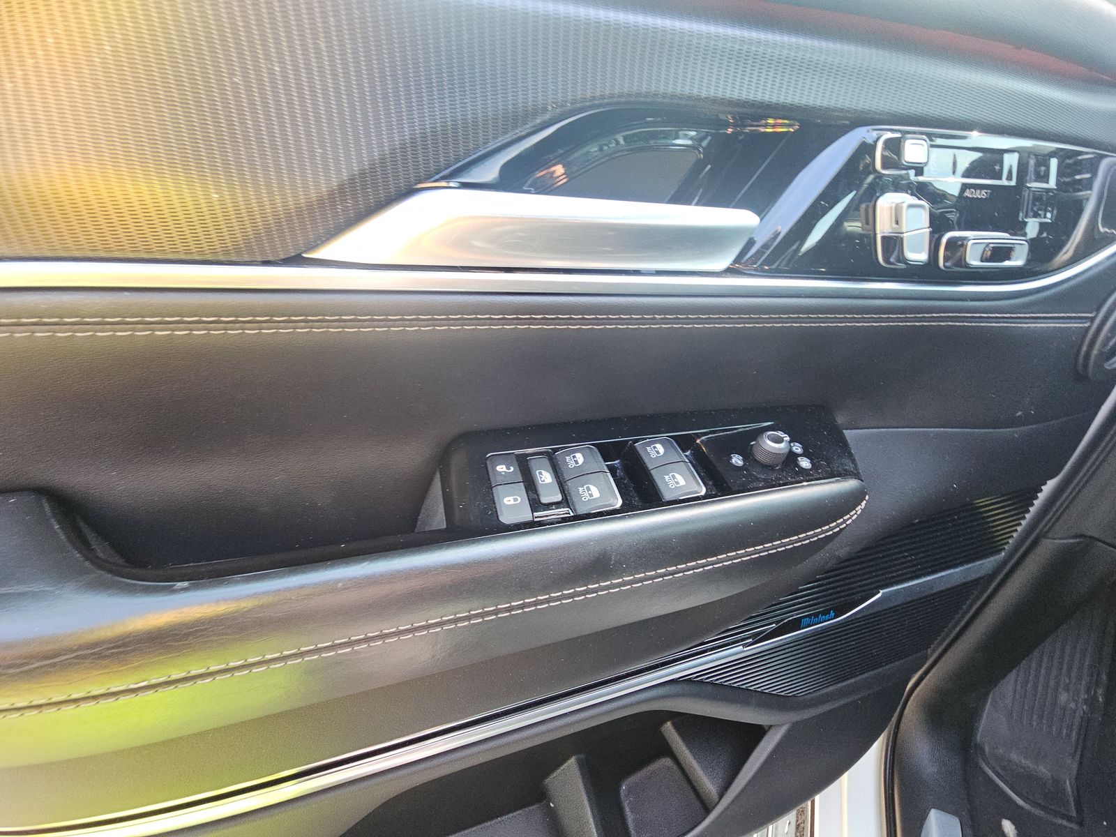 JEEP SERIES II OBSIDIAN - 10