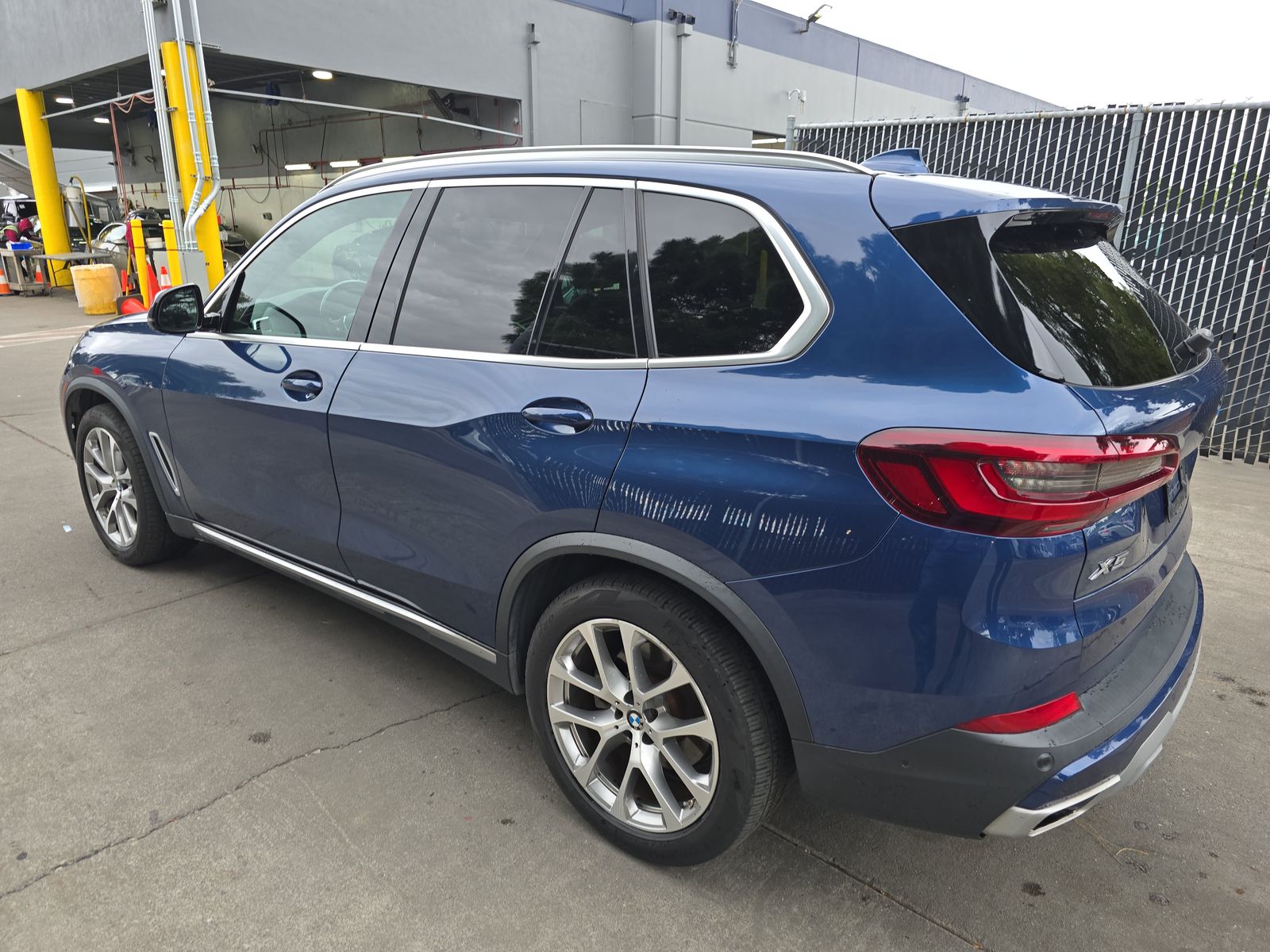2021 BMW X5 xDrive40i AWD