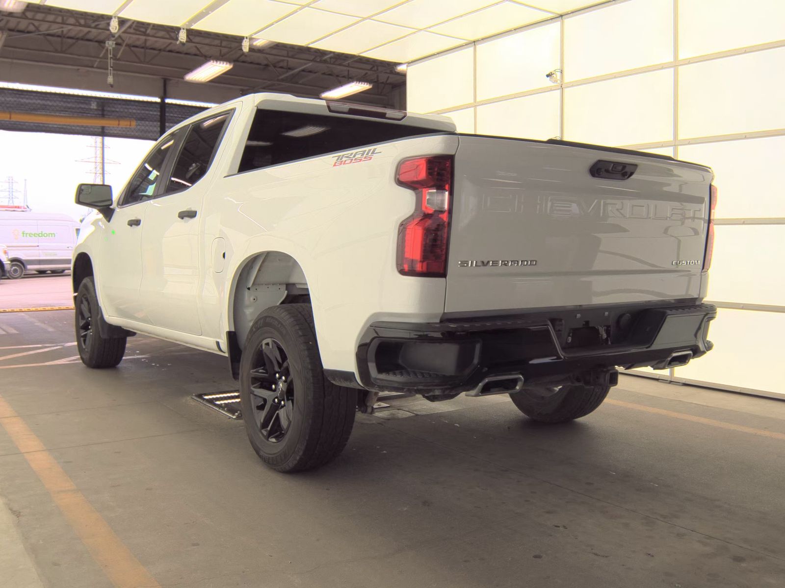 CHEVROLET CUSTOM TRAIL BOSS - 9