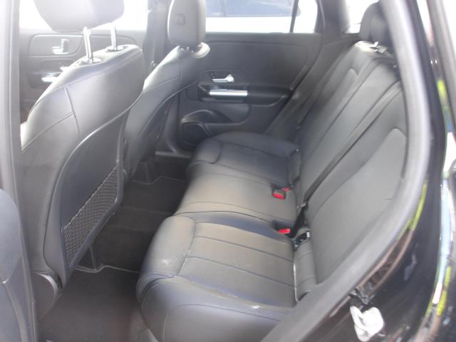 MERCEDES-BENZ GLA-CLASS - 10