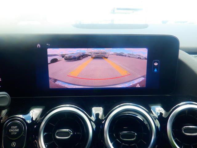 MERCEDES-BENZ GLA-CLASS - 10