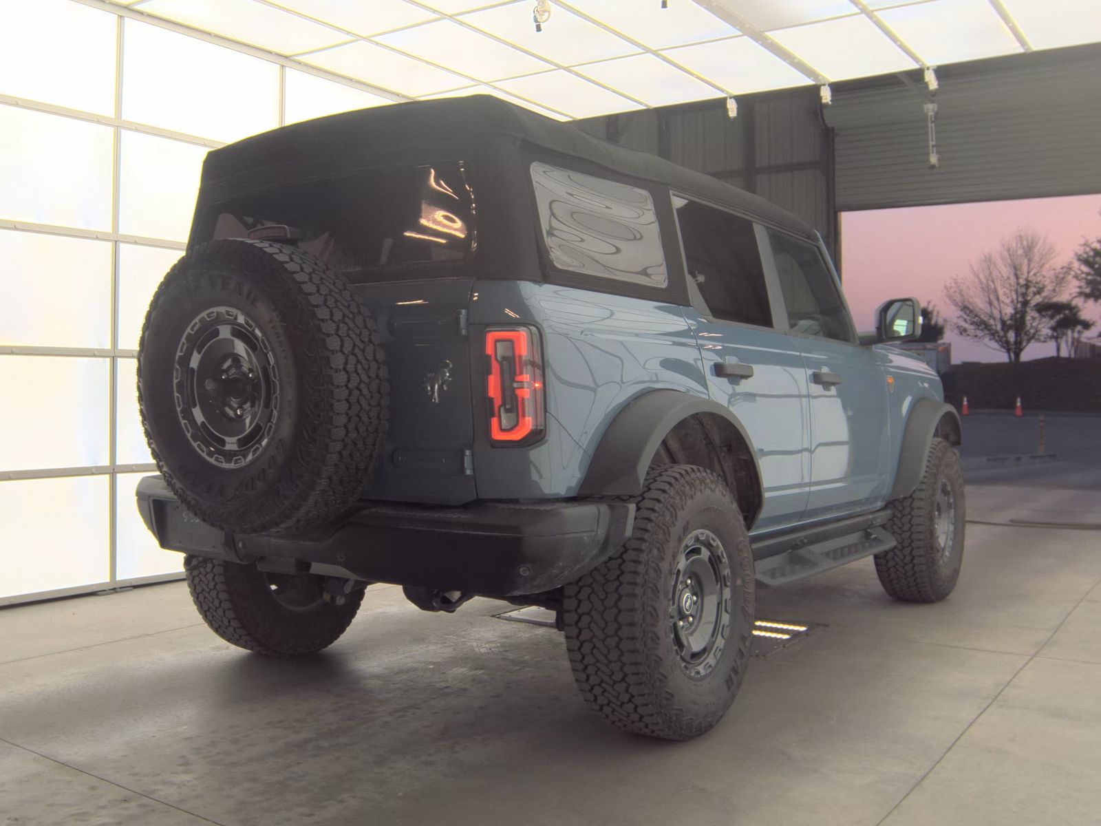 FORD BRONCO - 6
