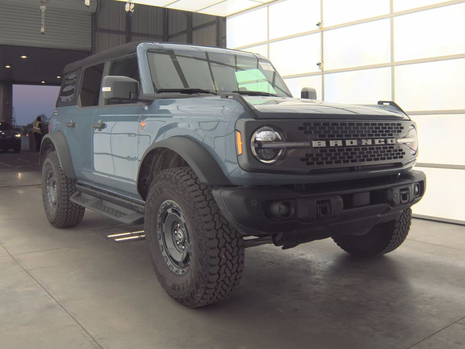 FORD BRONCO - 5