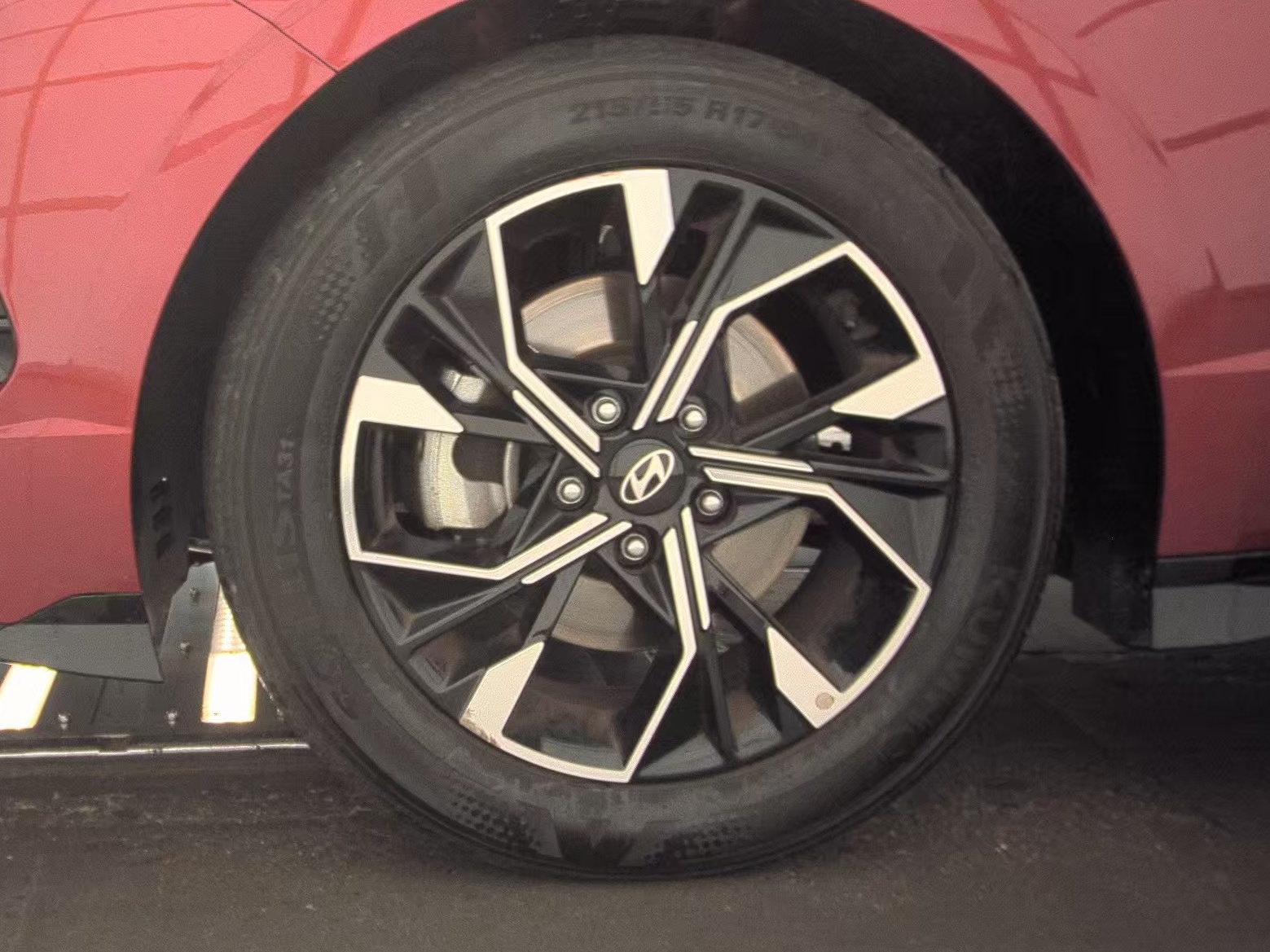 HYUNDAI SEL FWD - 10