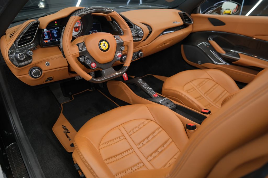 2018 Ferrari 488 Base RWD