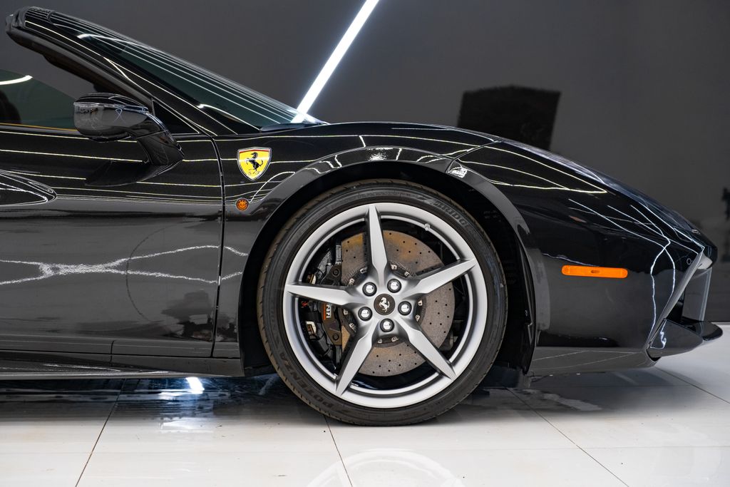 2018 Ferrari 488 Base RWD