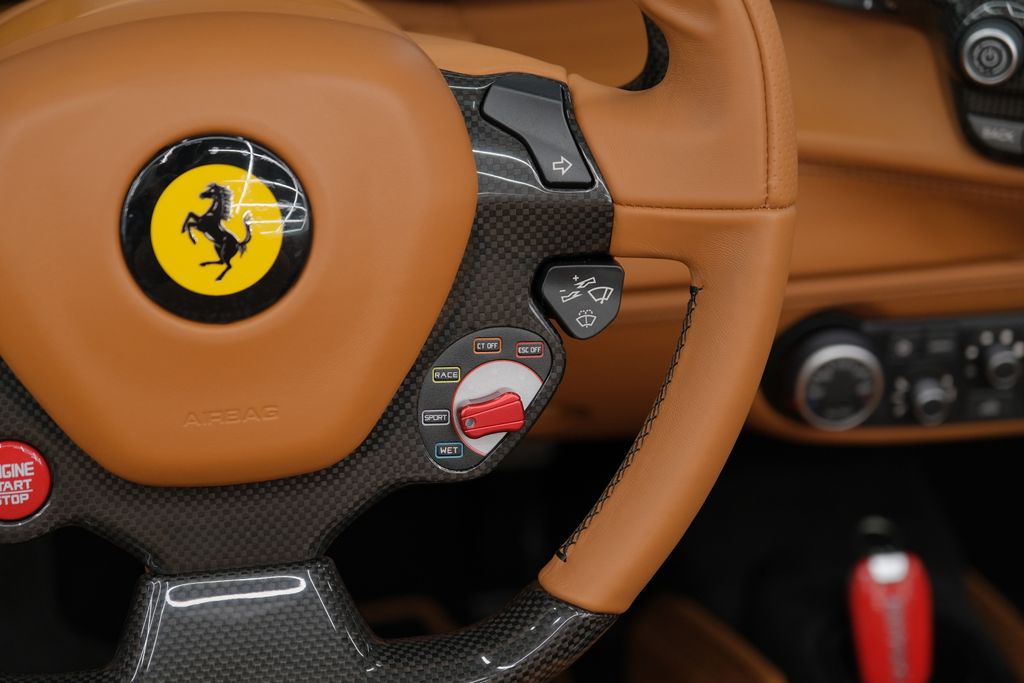 2018 Ferrari 488 Base RWD