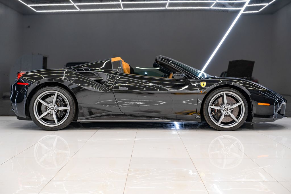 2018 Ferrari 488 Base RWD