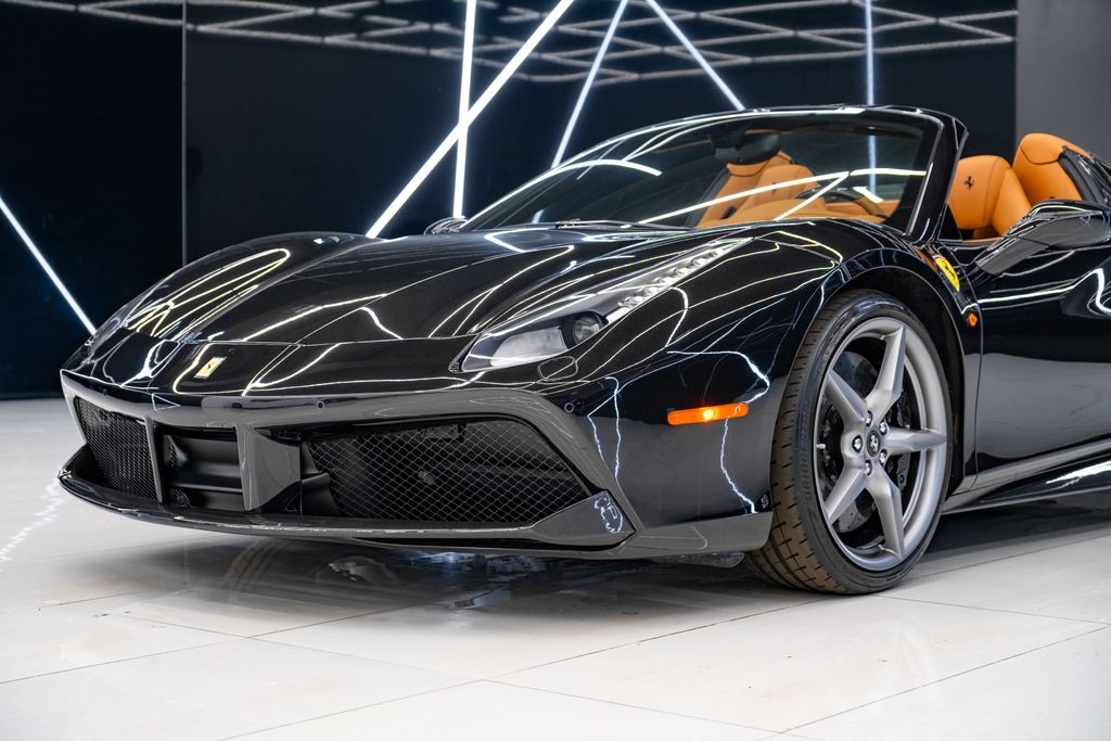 2018 Ferrari 488 Base RWD