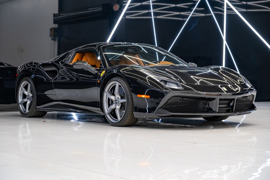 2018 Ferrari 488 Base RWD
