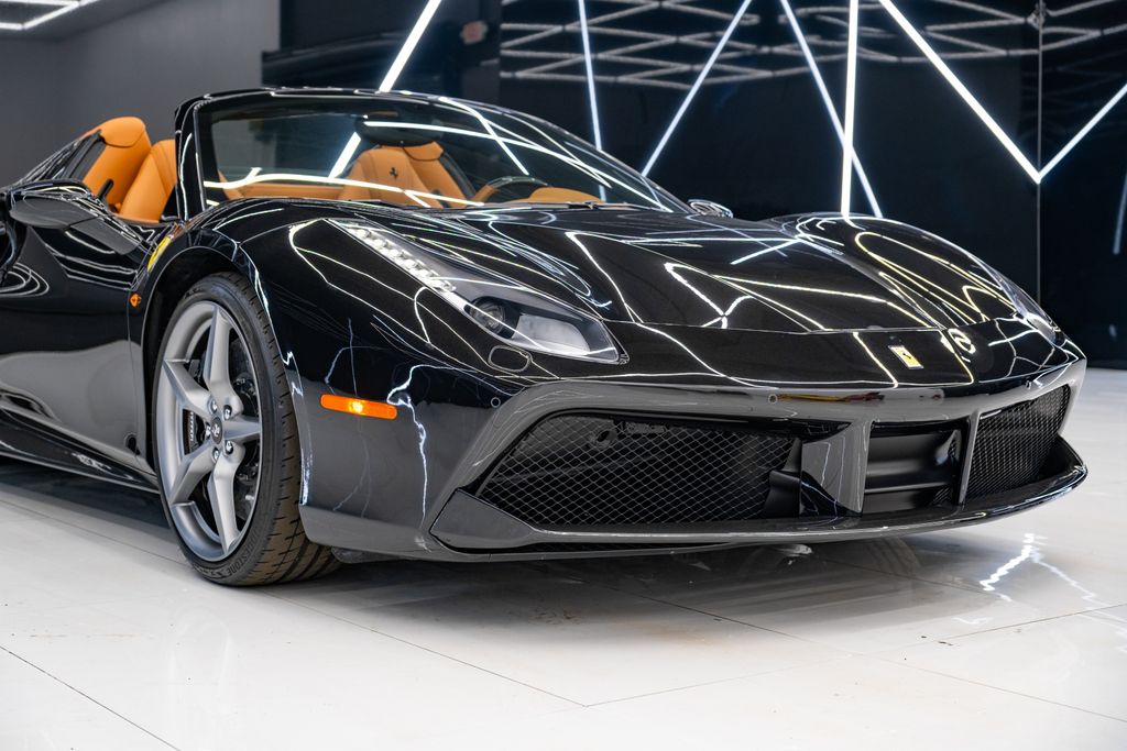 2018 Ferrari 488 Base RWD