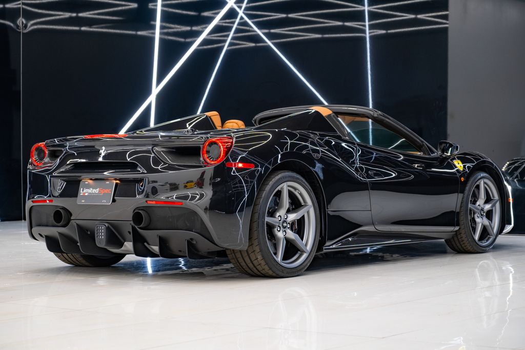 2018 Ferrari 488 Base RWD