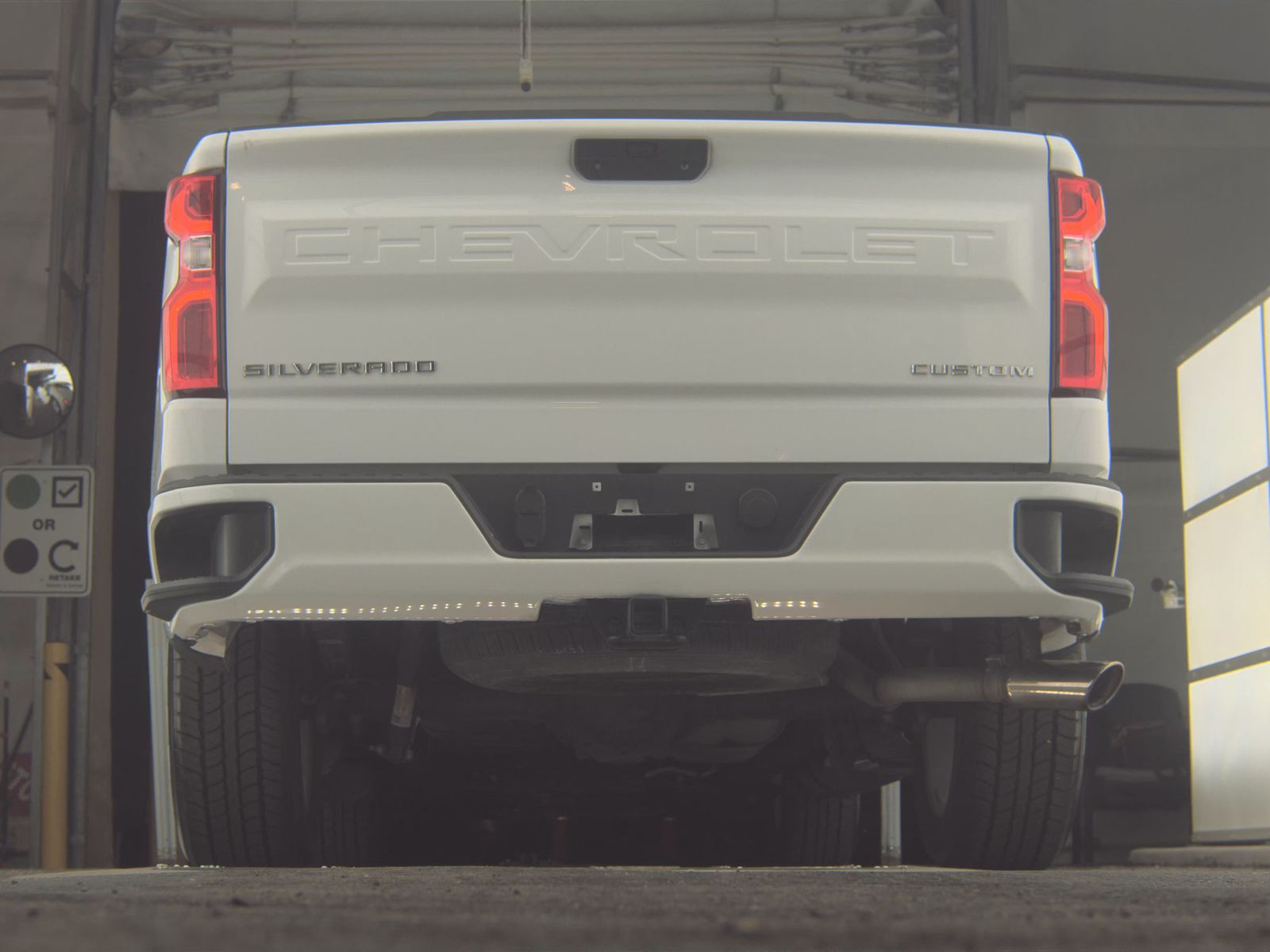 CHEVROLET CUSTOM - 8