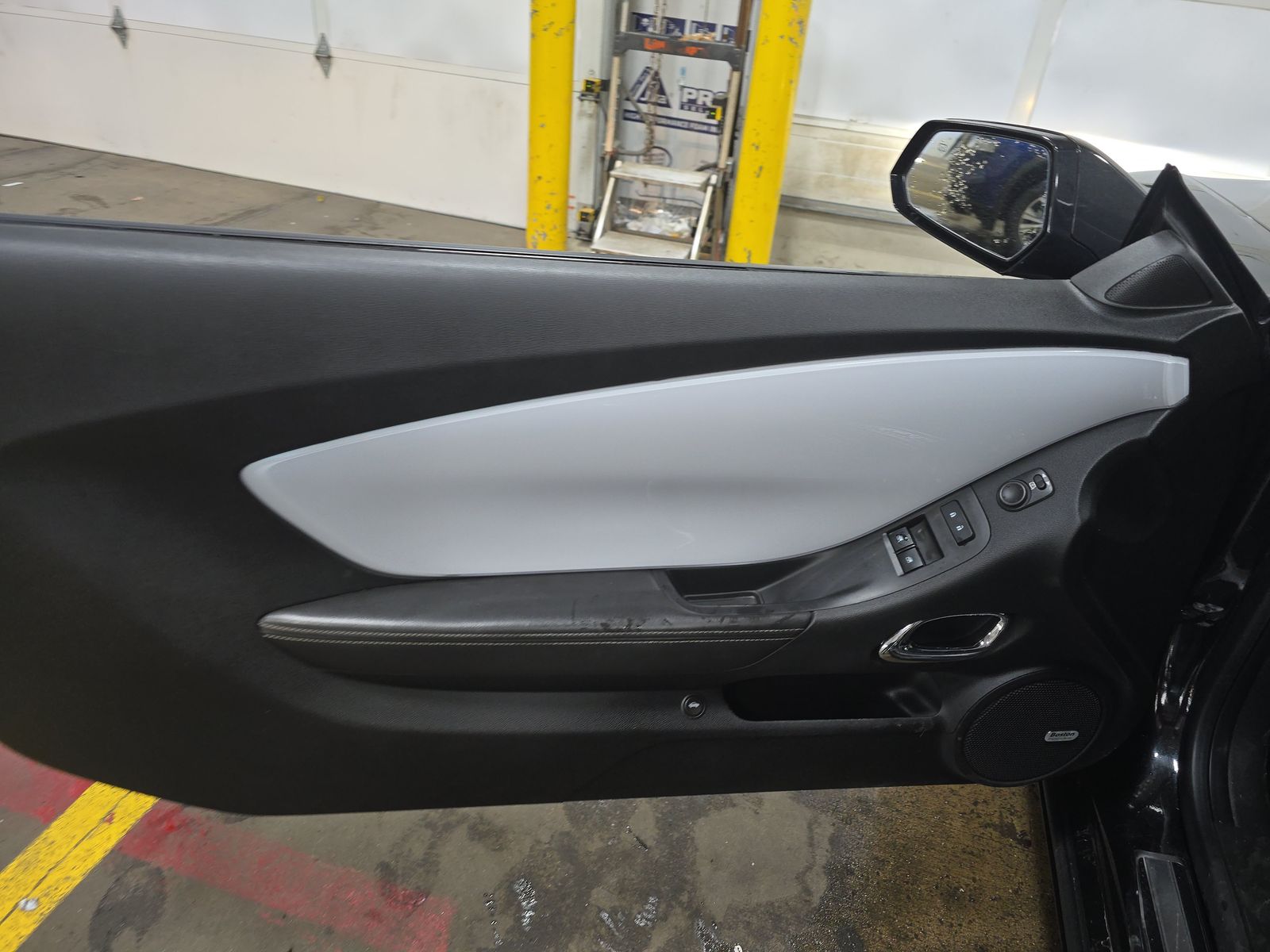 CHEVROLET CAMARO - 10