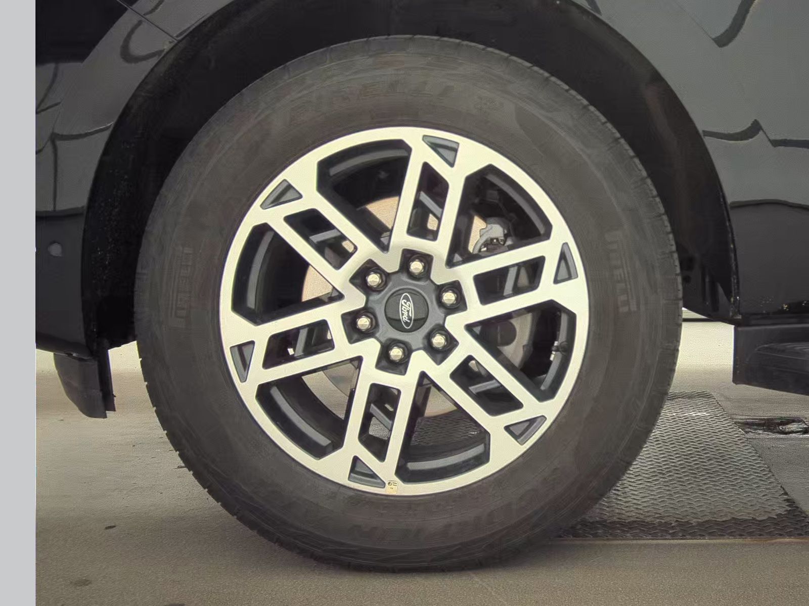 FORD EXPEDITION - 10