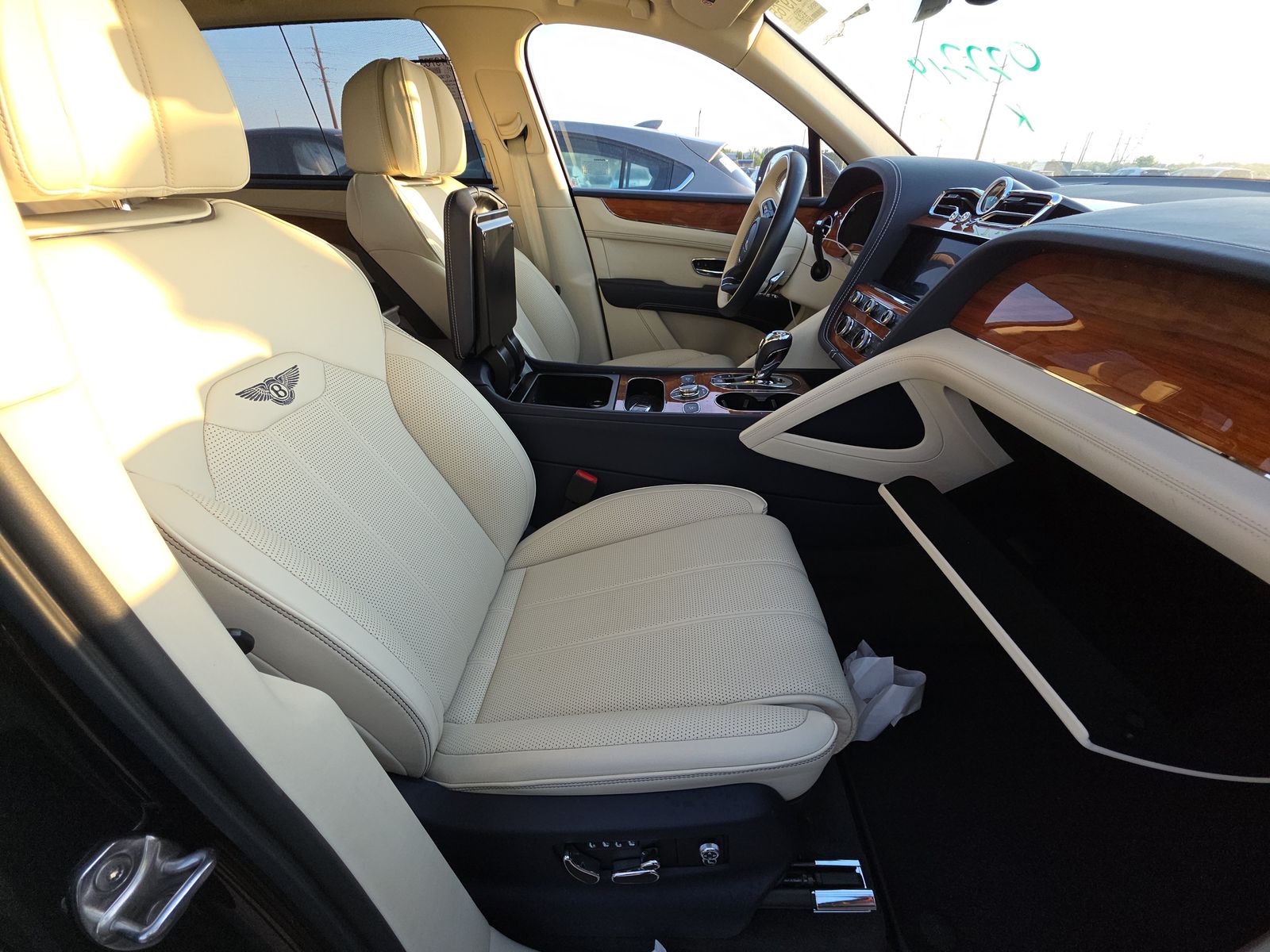2023 Bentley Bentayga EWB Base AWD