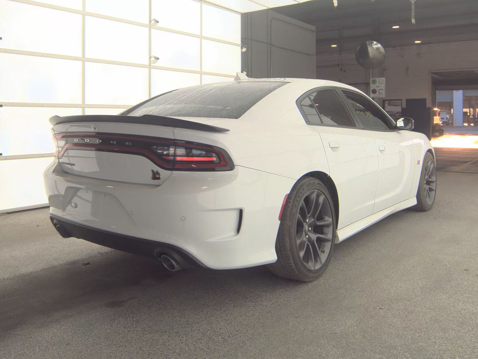 DODGE CHALLENGER - 6