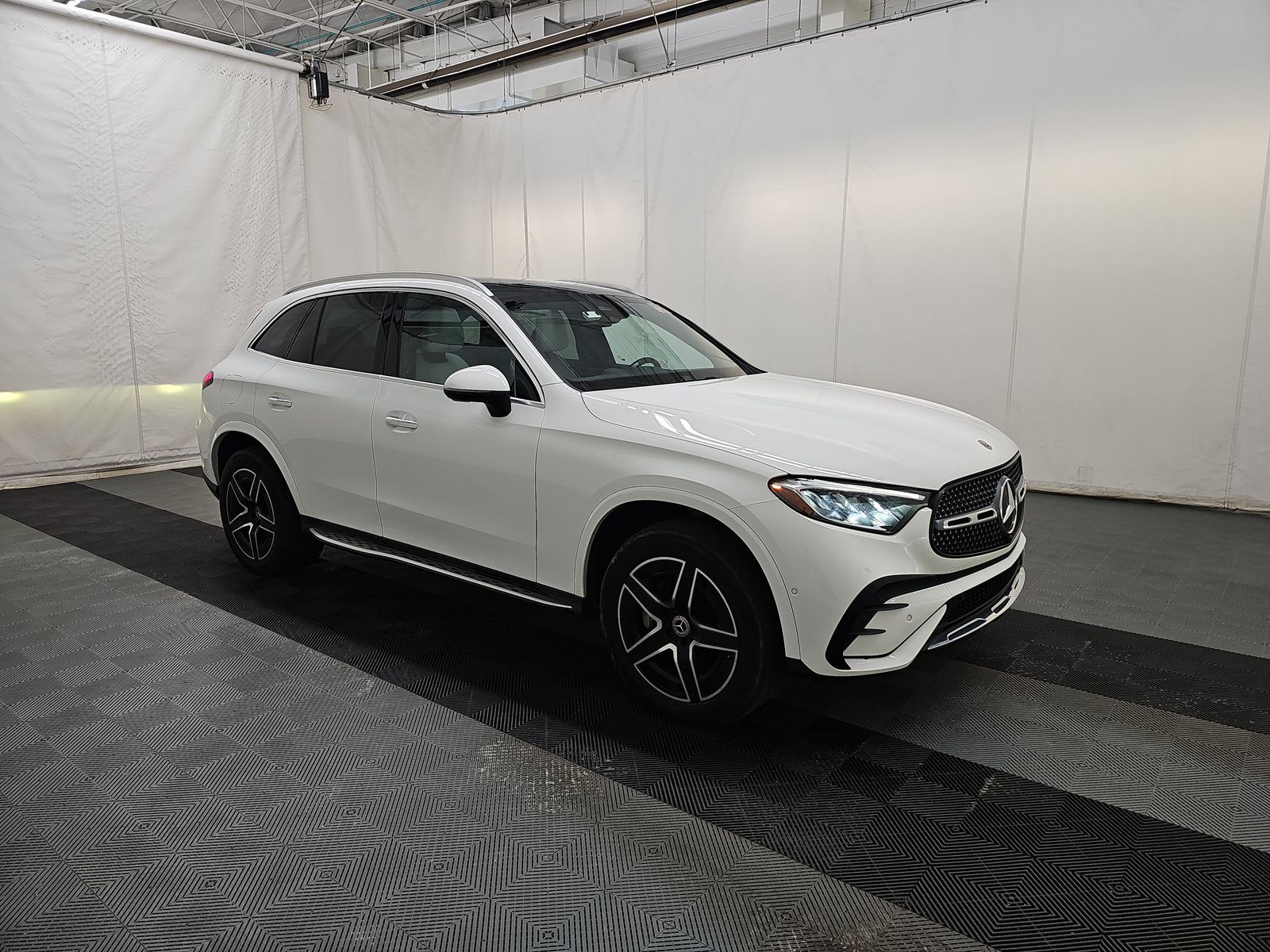 MERCEDES-BENZ GLC-CLASS - 4