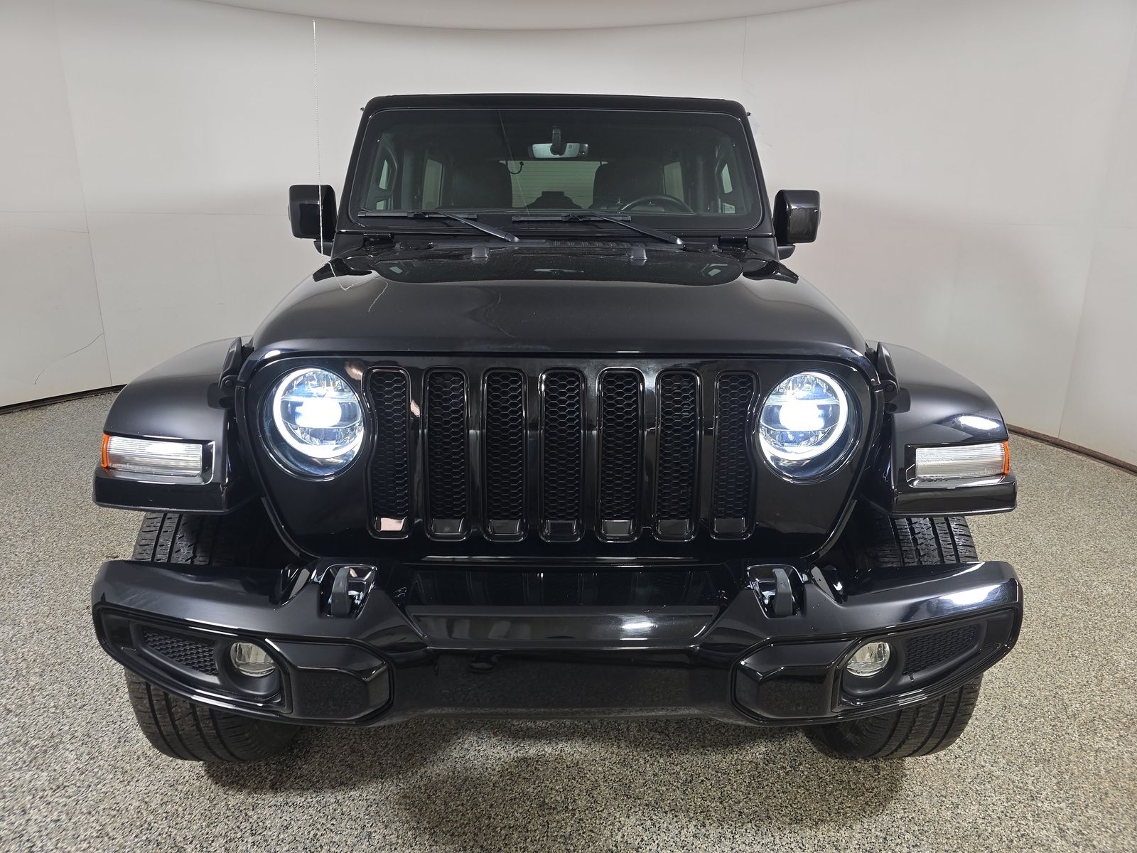 JEEP UNLIMITED HIGH ALTITUDE - 3