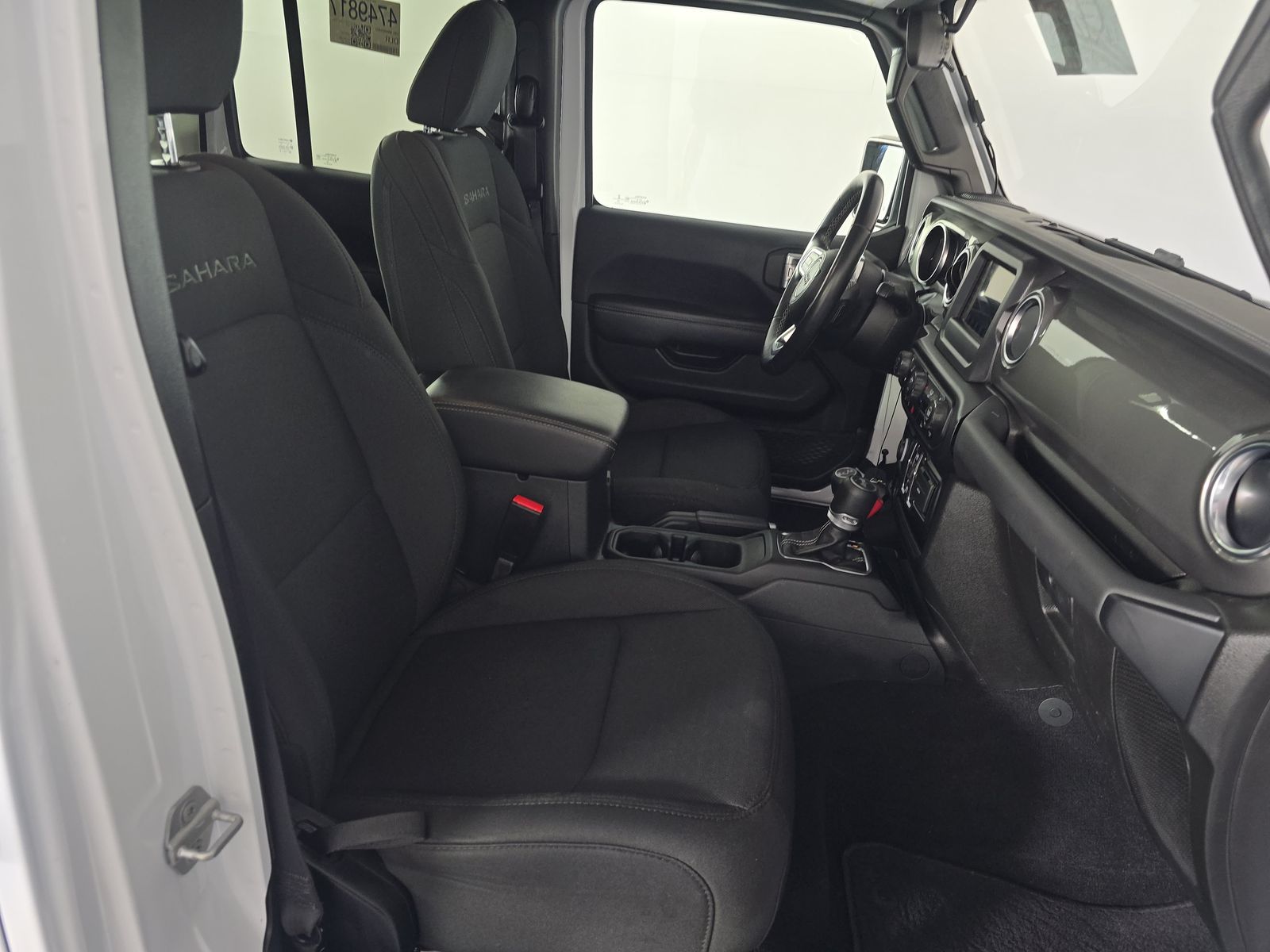 JEEP UNLIMITED SAHARA - 9