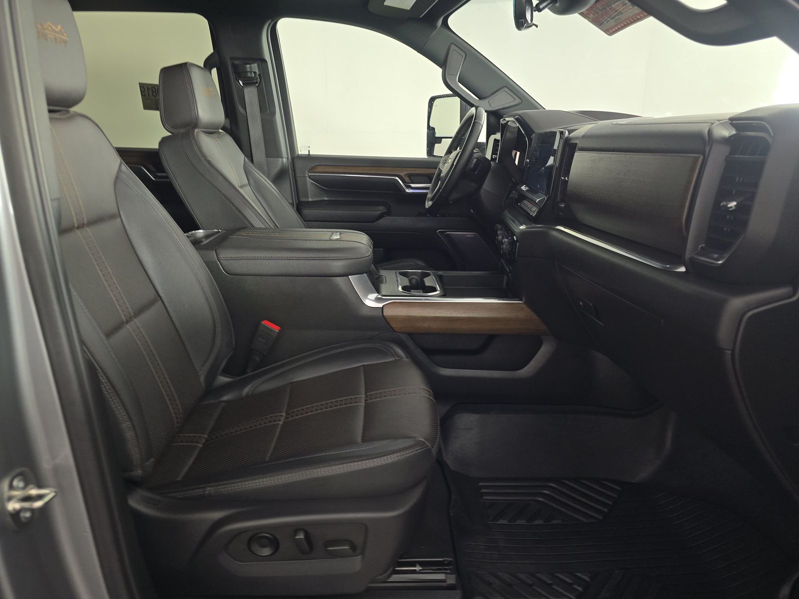 CHEVROLET HIGH COUNTRY - 9