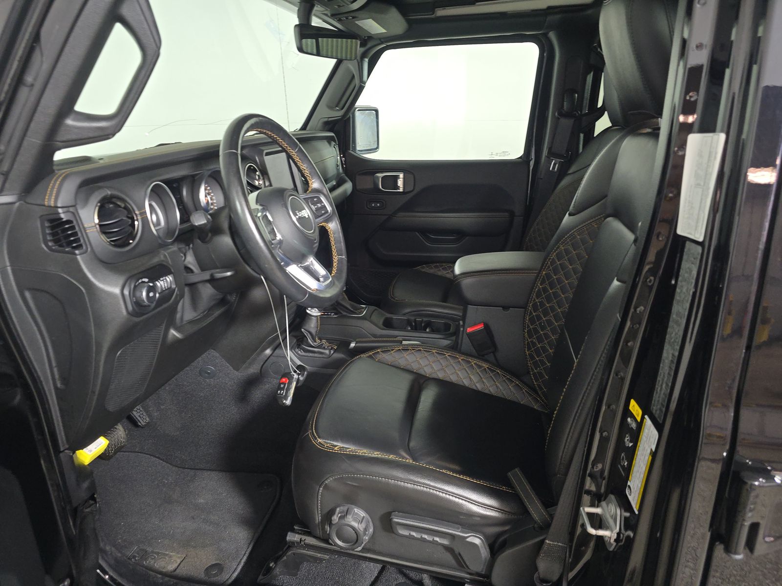 JEEP UNLIMITED HIGH ALTITUDE - 8