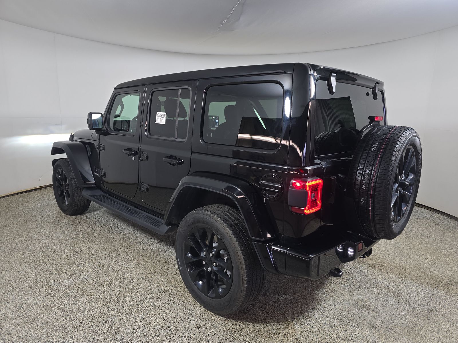 JEEP UNLIMITED HIGH ALTITUDE - 7