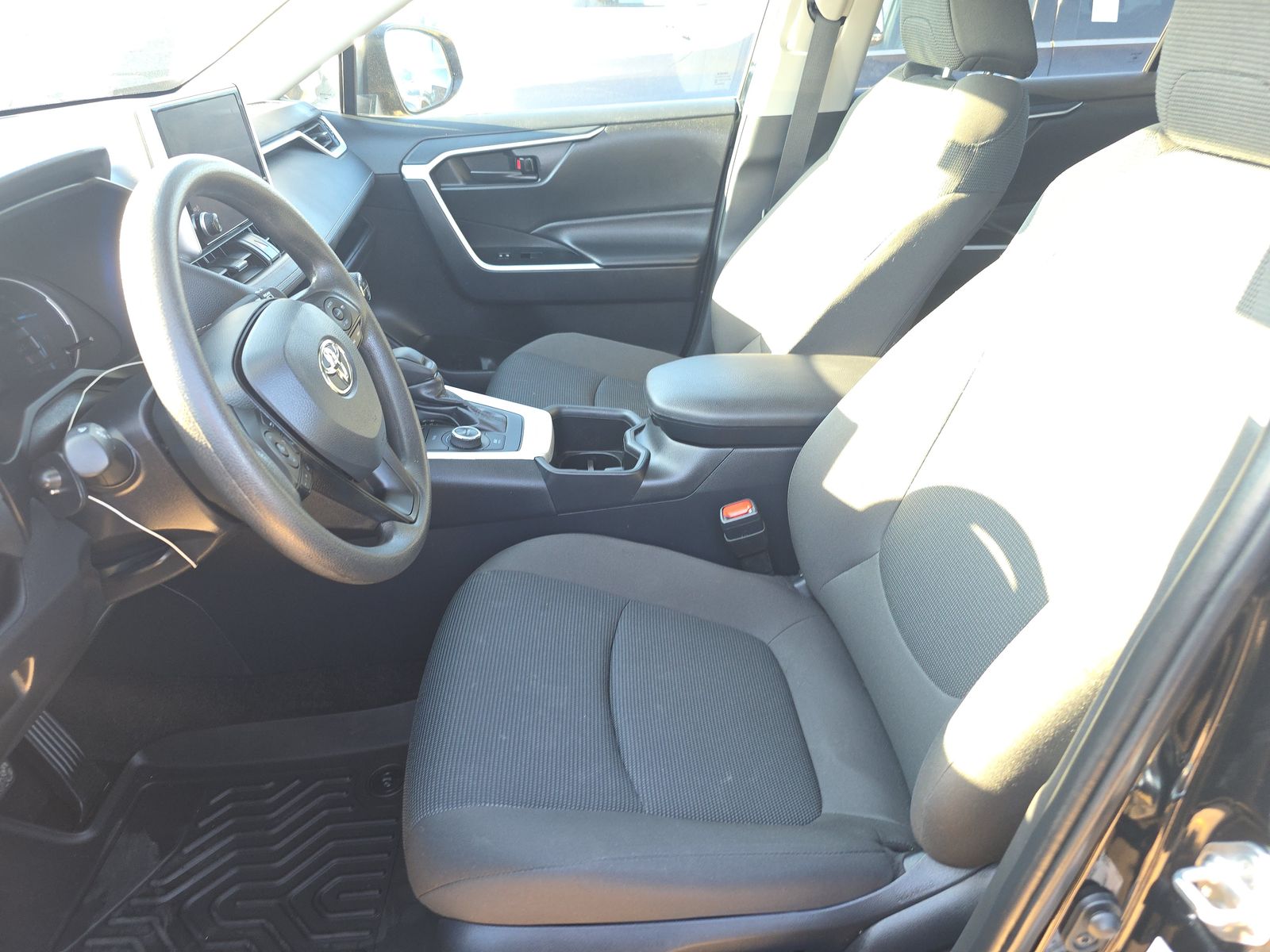2025 Toyota RAV4 Hybrid LE AWD
