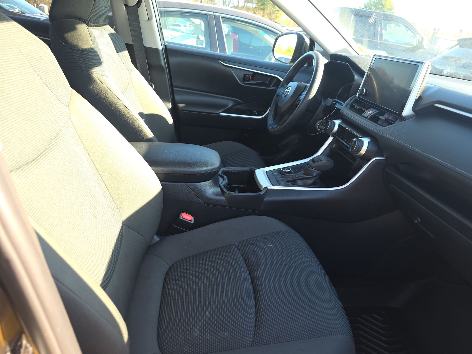 2025 Toyota RAV4 Hybrid LE AWD
