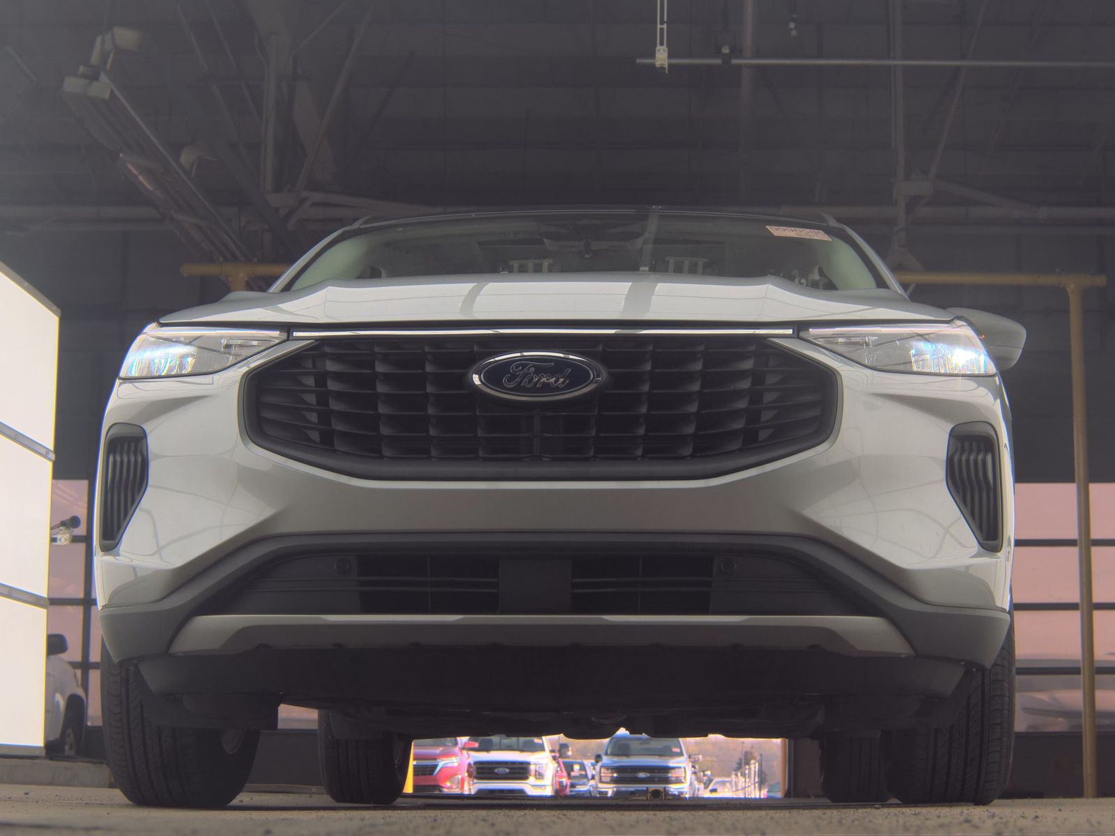 FORD ESCAPE - 4