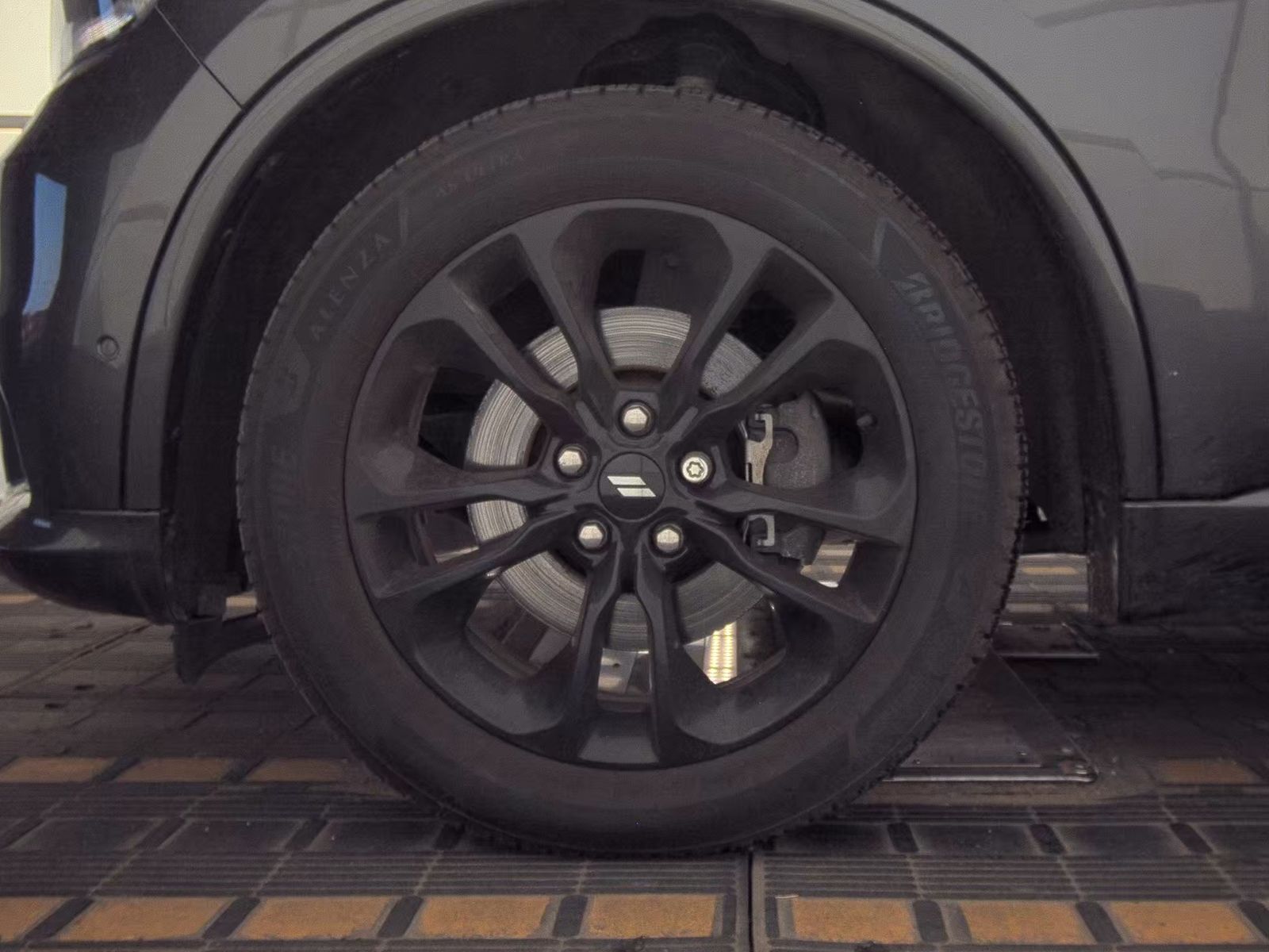 DODGE CHALLENGER - 10