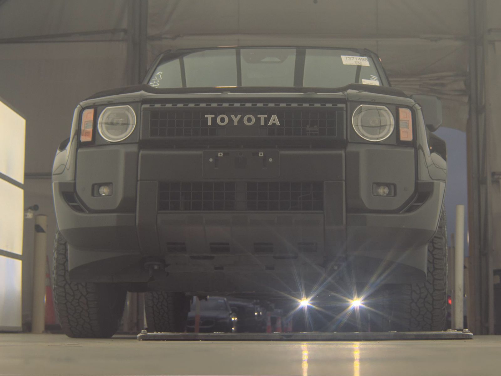 TOYOTA LAND CRUISER - 4