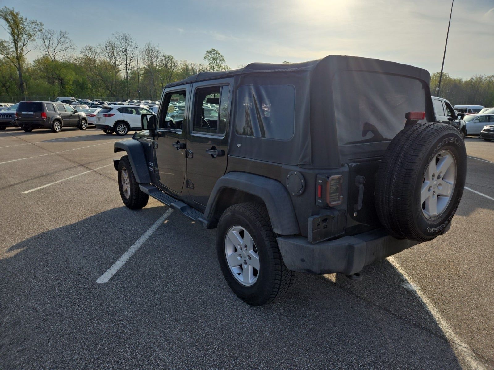 JEEP UNLIMITED SPORT - 4