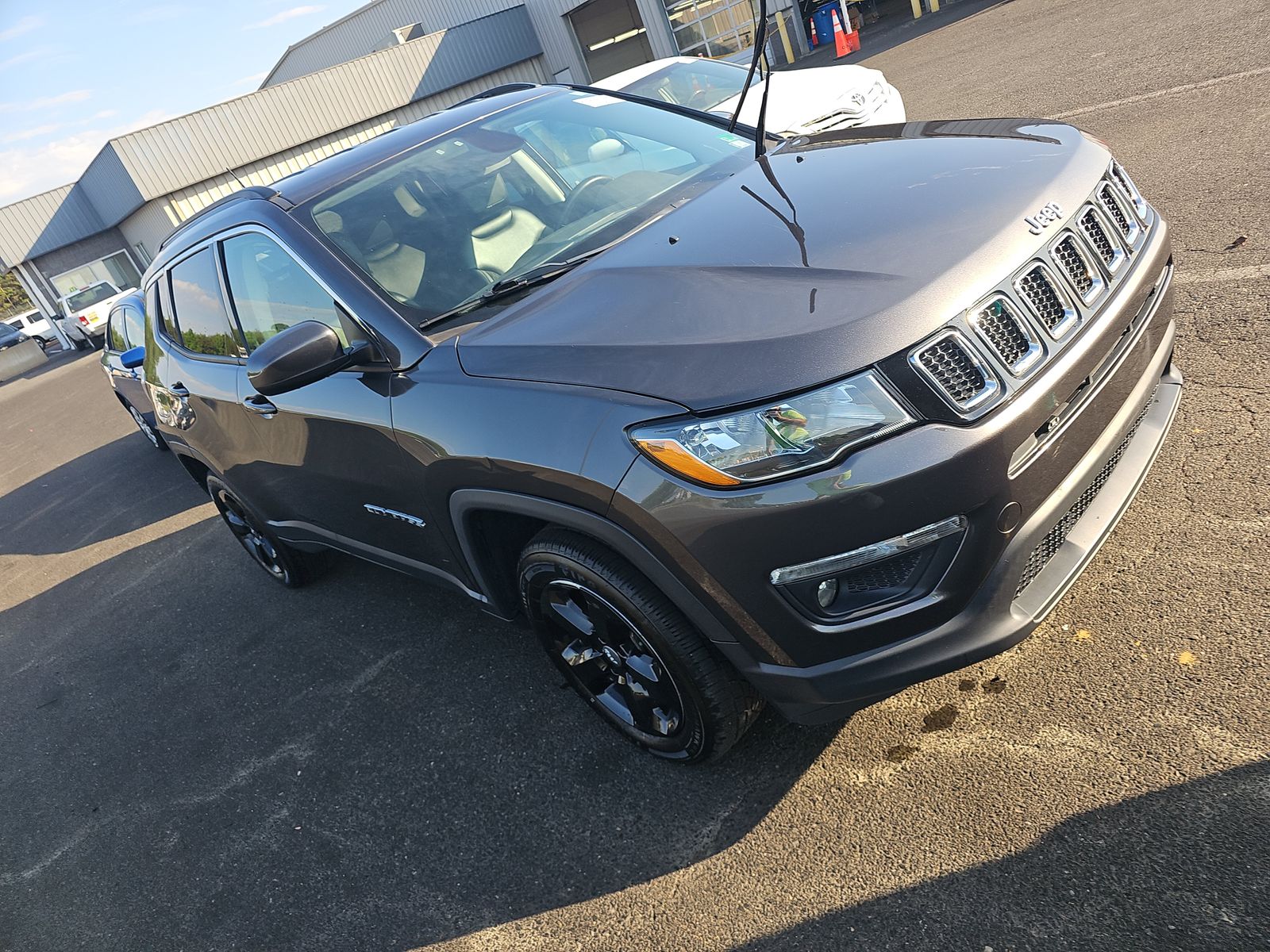 JEEP LATITUDE - 4