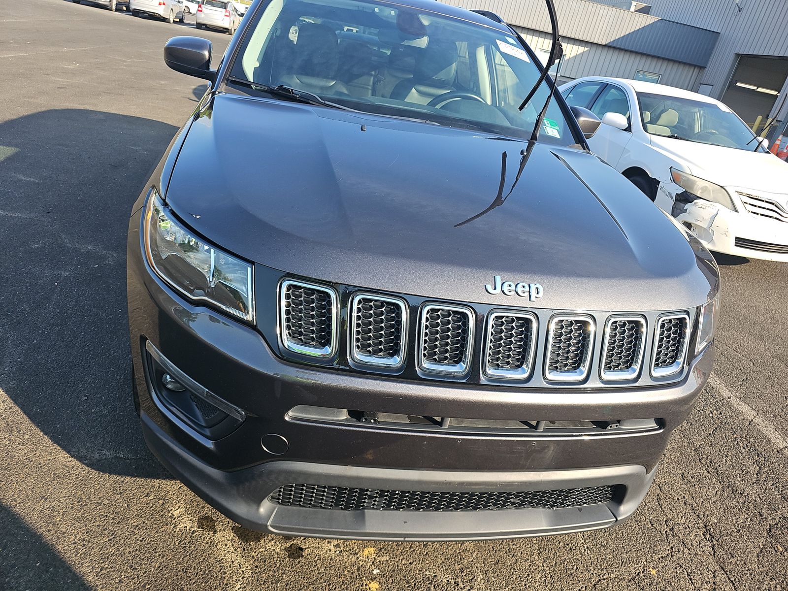JEEP LATITUDE - 3