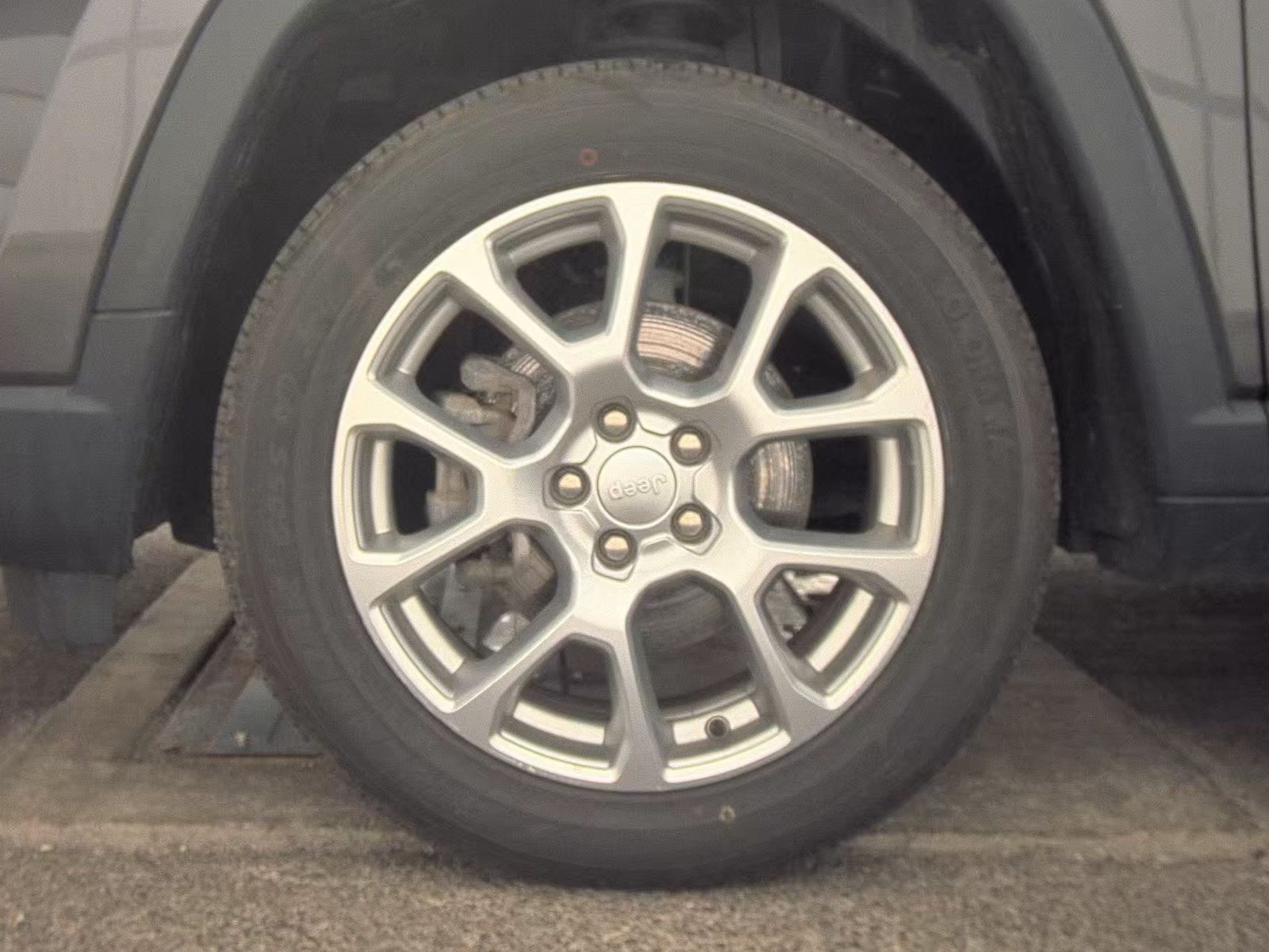 JEEP LATITU LUX - 10