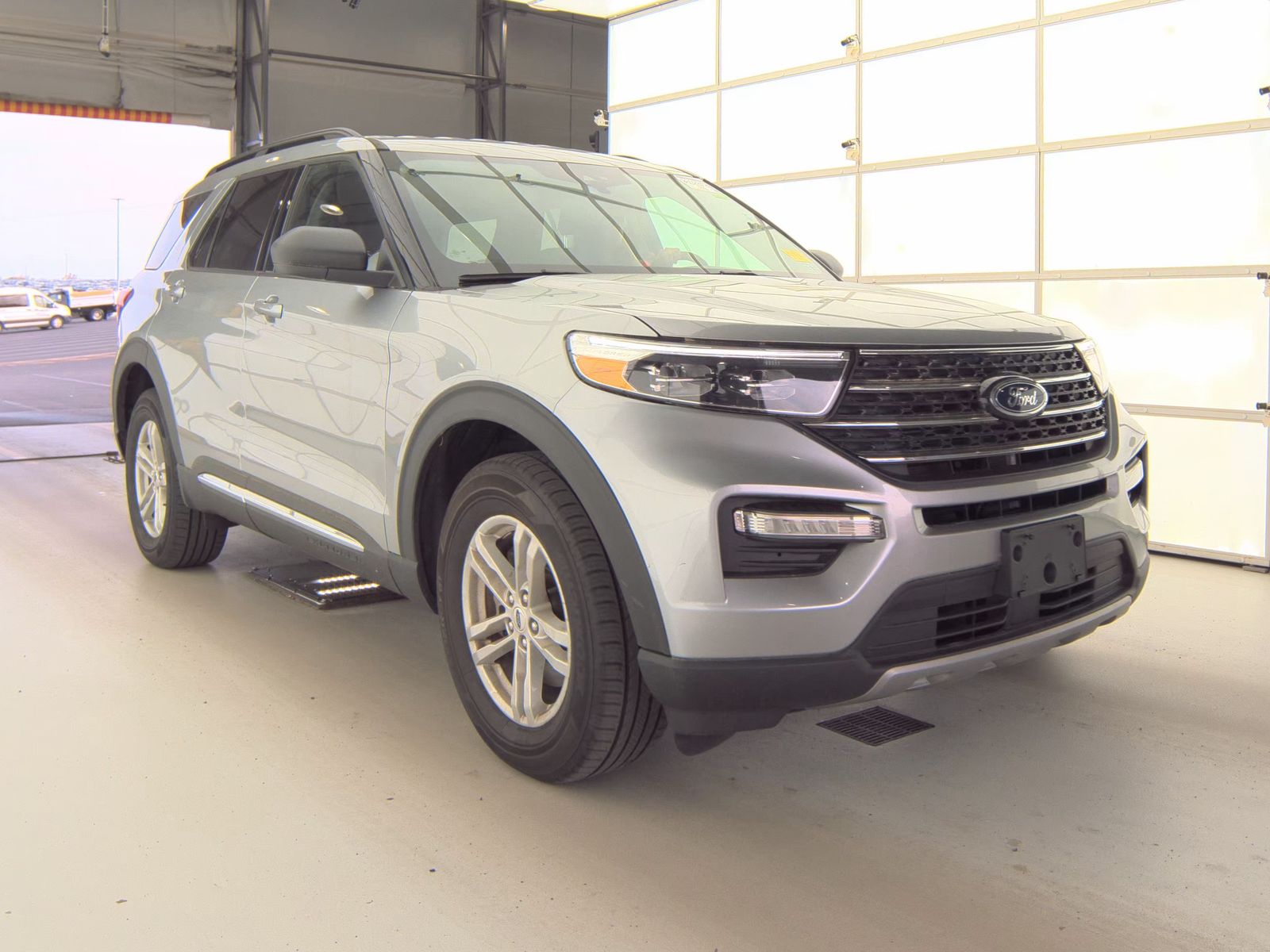 FORD EXPLORER - 5