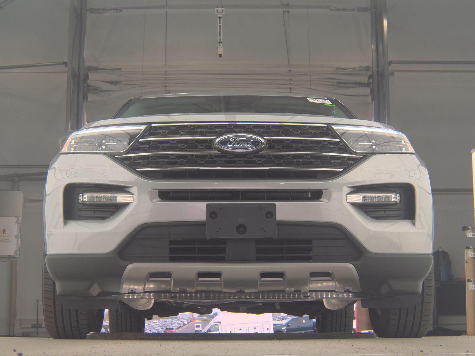 FORD EXPLORER - 4