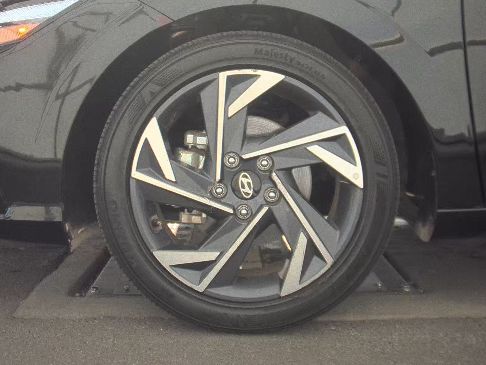 HYUNDAI SEL CONVEN - 10