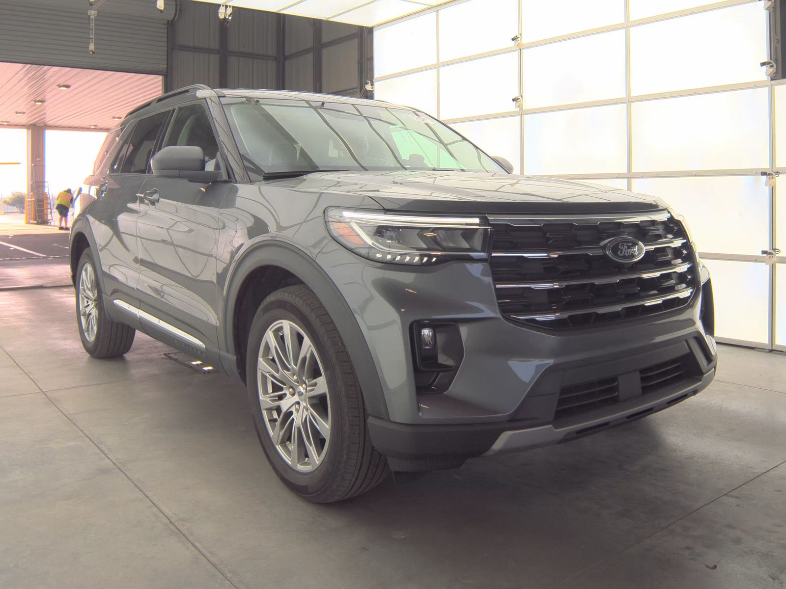 FORD EXPLORER - 5