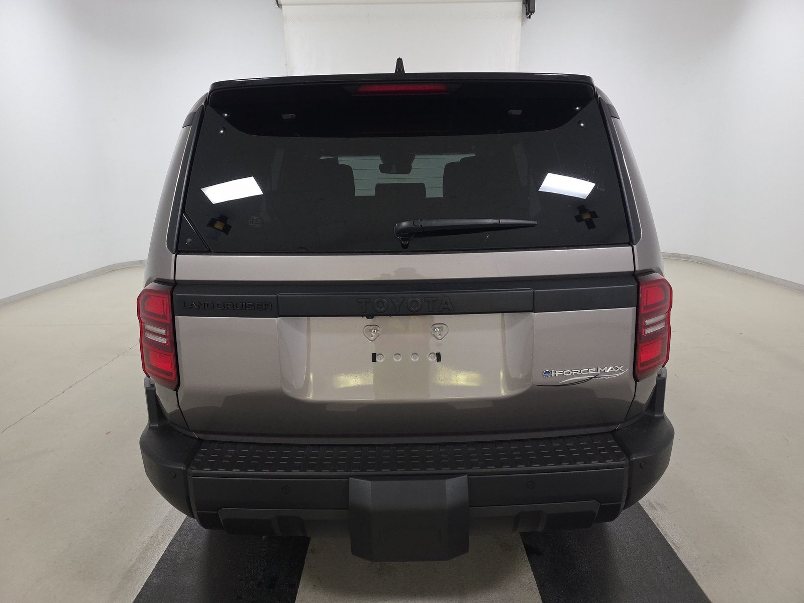 TOYOTA LAND CRUISER - 6