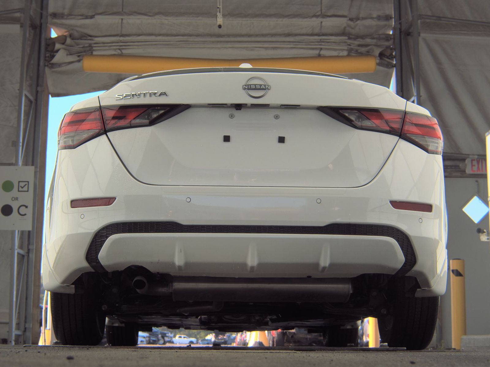 NISSAN SENTRA - 8