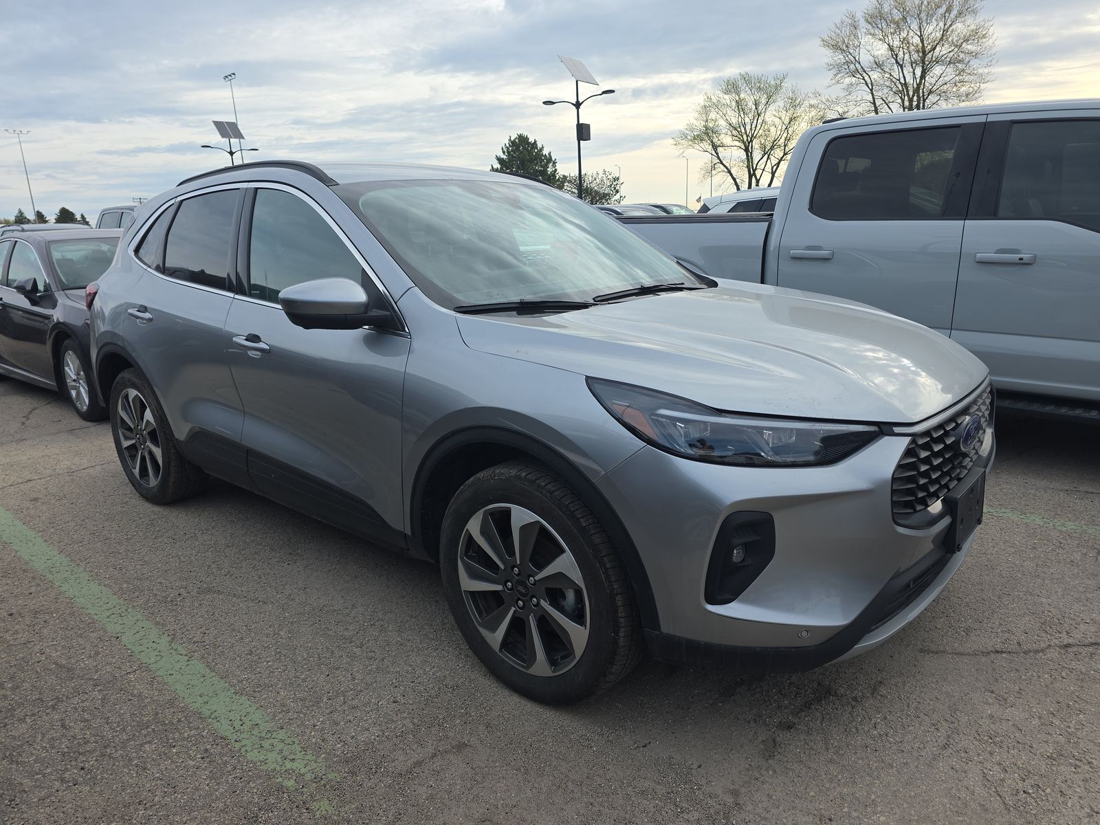 FORD ESCAPE - 4