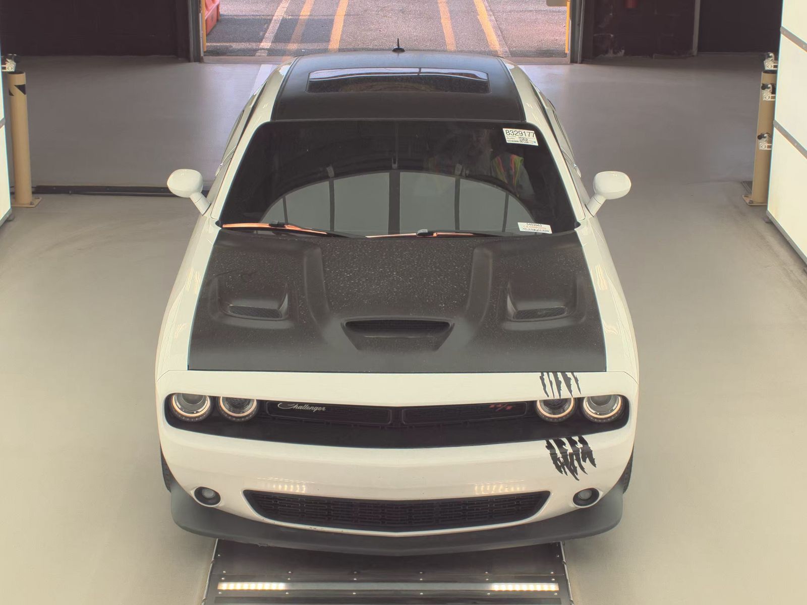 DODGE CHALLENGER - 3