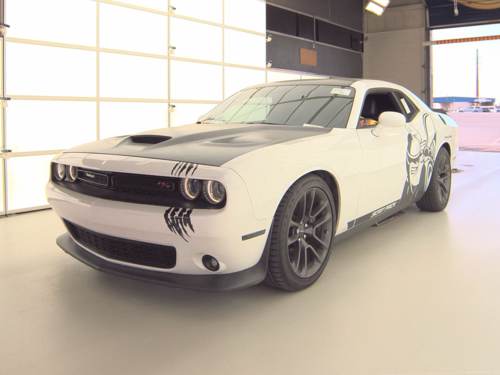 DODGE CHALLENGER - 1